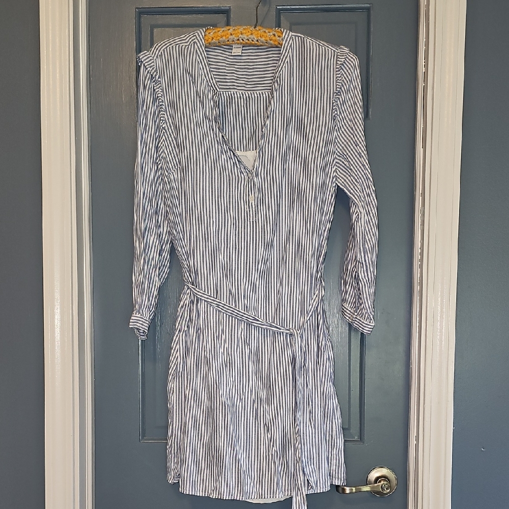Old Navy Dress Shirt  Blue White Striped Long Sleeve Women Large Bohemian Summer